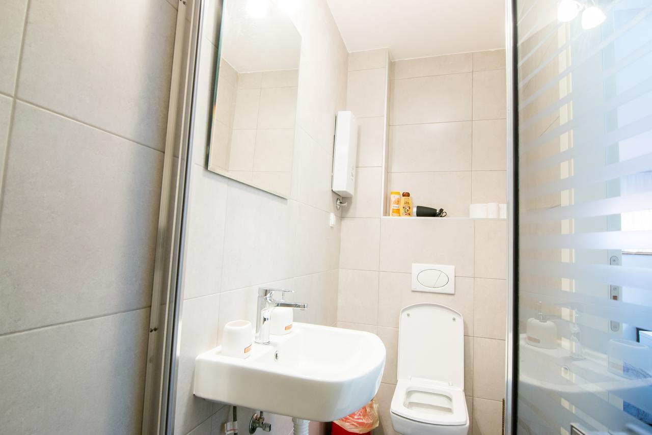 Adna & Amna Apartment ซาราเยโว ภายนอก รูปภาพ