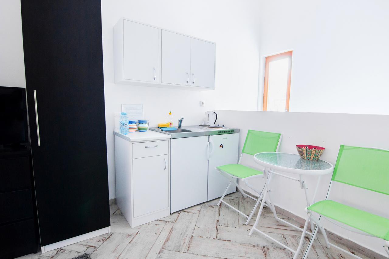 Adna & Amna Apartment ซาราเยโว ภายนอก รูปภาพ