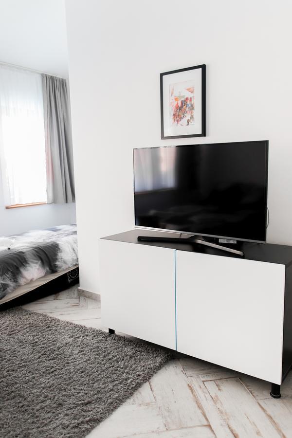 Adna & Amna Apartment ซาราเยโว ภายนอก รูปภาพ